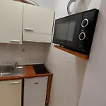 Rossa Apartment *