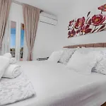 Apartment Rossa *