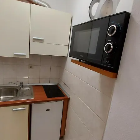 Rossa Apartman *