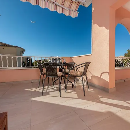 Apartment Rossa