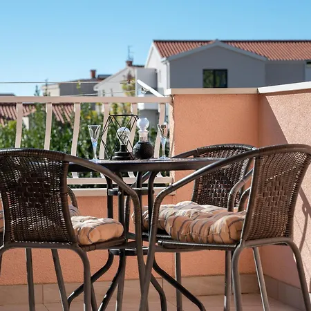 Rossa Apartment