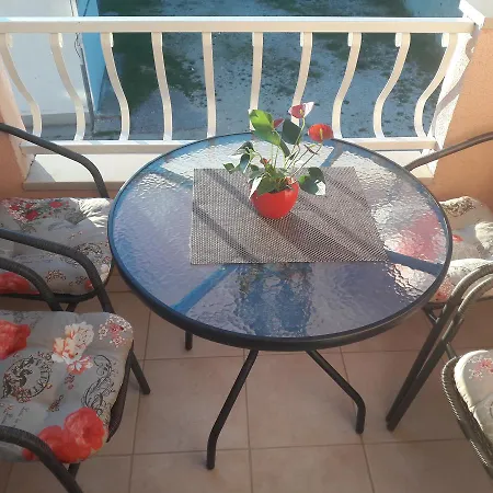 Rossa Apartman Tucepi